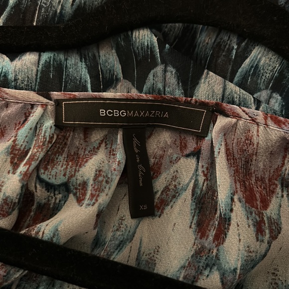 BCBG MAXAZRIA | DUSTY ELM EVANNA Chiffon Blouse - Picture 5 of 6